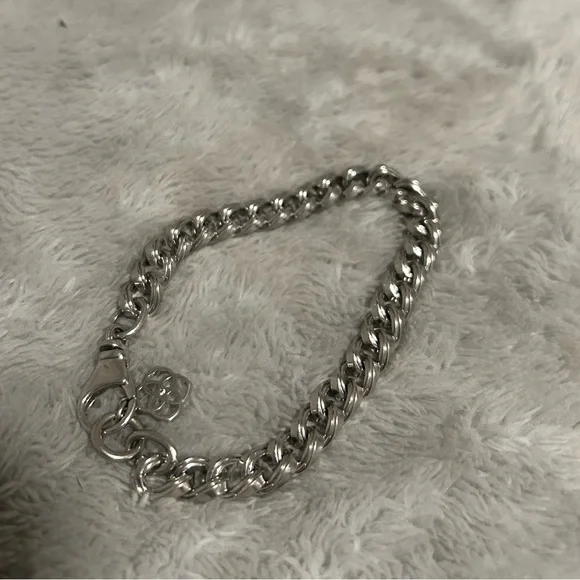 Silver Kendra Scott Bracelet - Picture 2 of 5